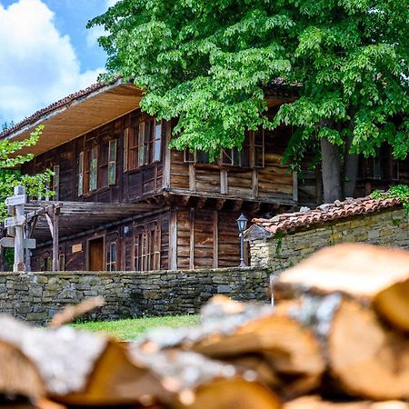 Guest Houses "Zlatna Oresha - Complex" Zheravna Eksteriør bilde