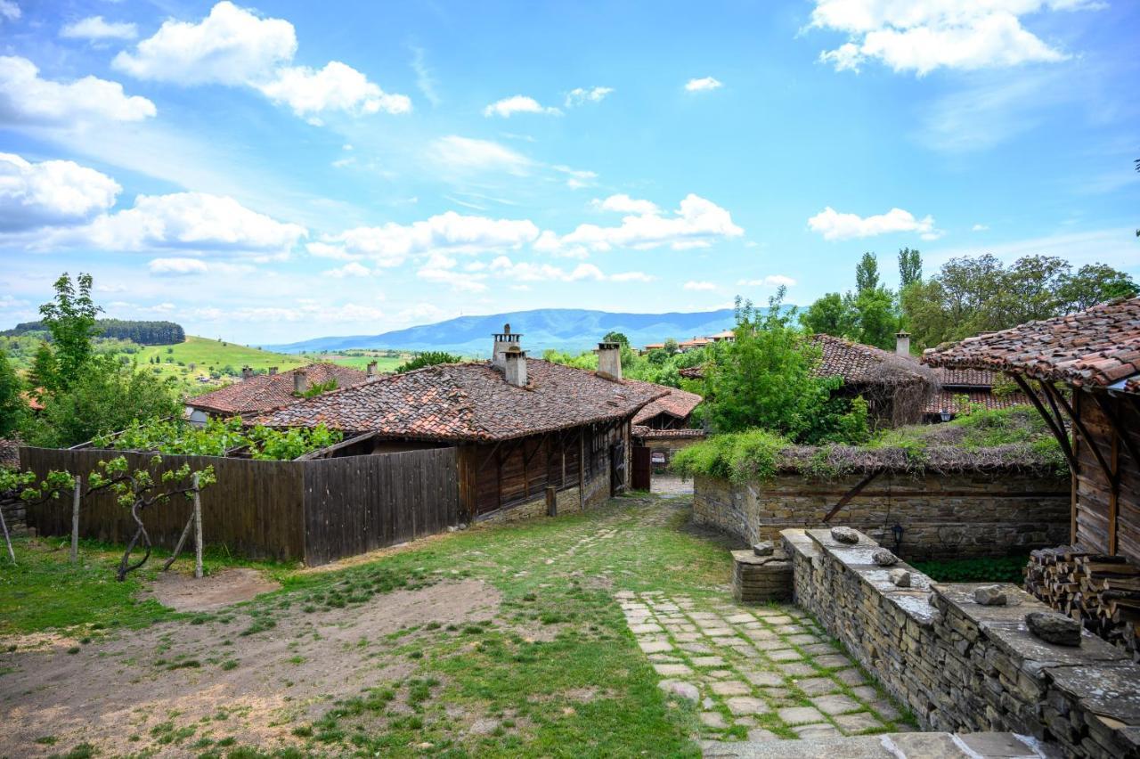 Guest Houses "Zlatna Oresha - Complex" Zheravna Eksteriør bilde