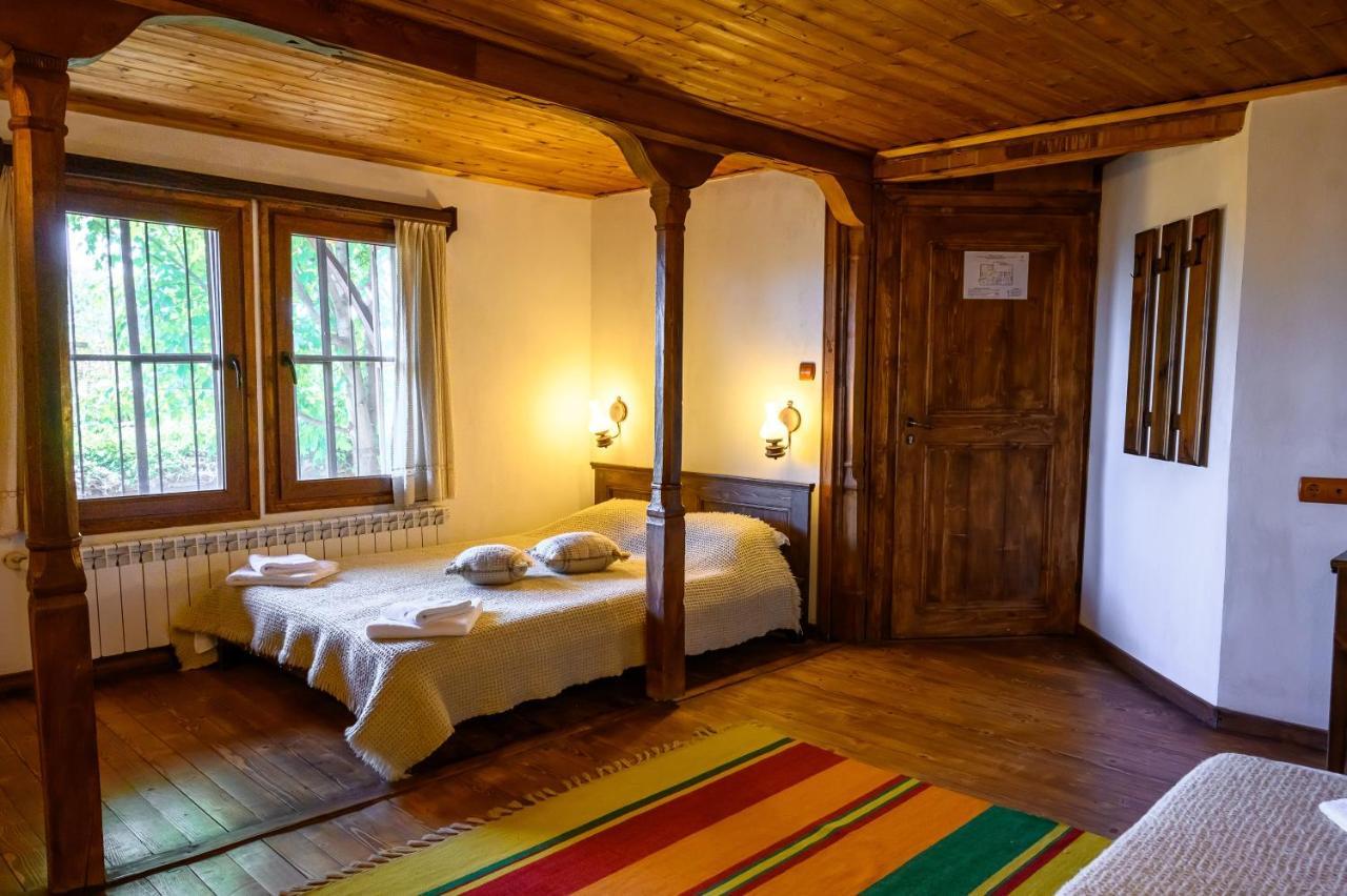 Guest Houses "Zlatna Oresha - Complex" Zheravna Eksteriør bilde
